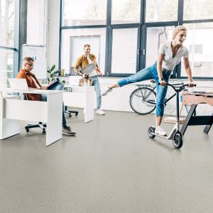 Коммерческий гетерогенный линолеум Tarkett Travertine Pro